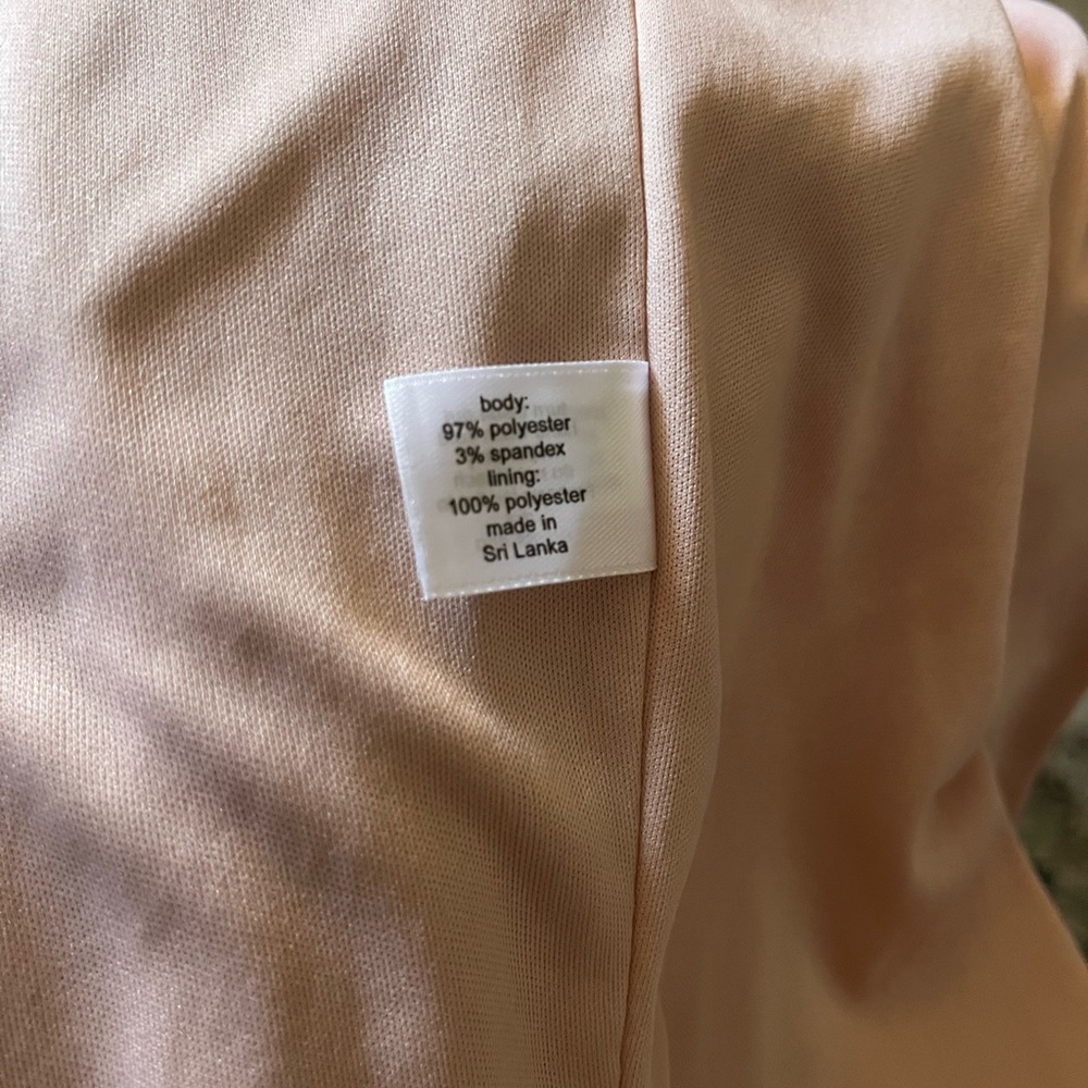 Elegant Metallic Rosegold Sleeveless Dress Size 14/16 - Picture 11 of 14